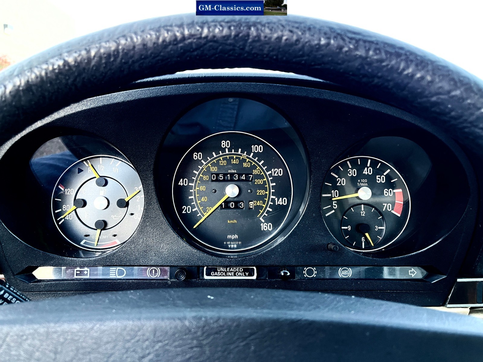 Mercedes-Benz-SL-Class-1984-Convertible-10