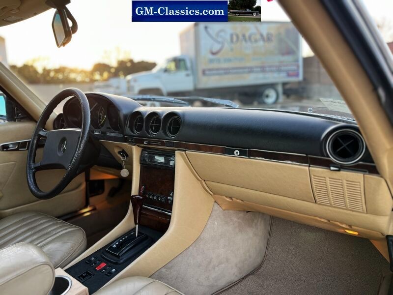 Mercedes-Benz-SL-Class-1984-Convertible-11