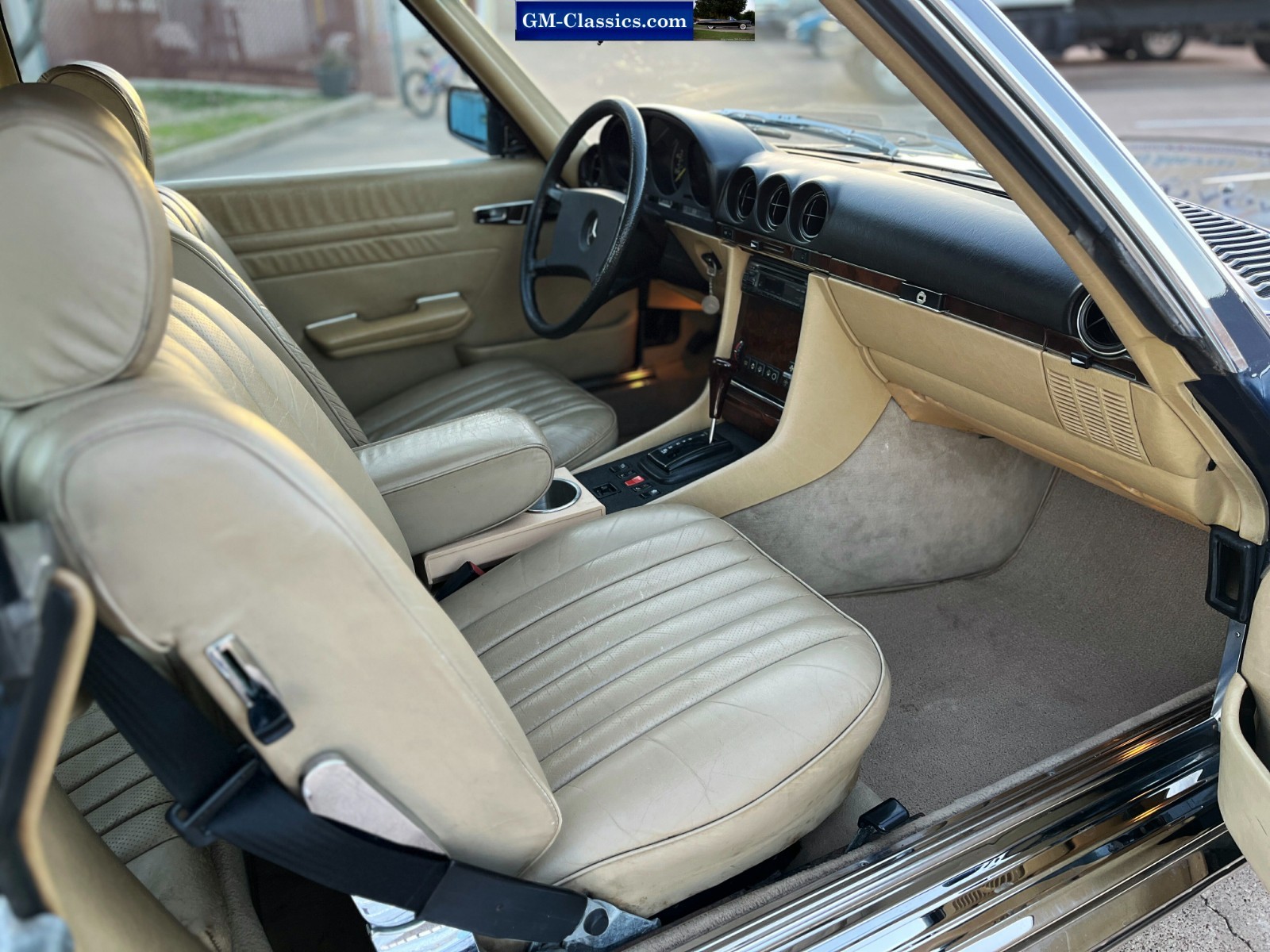 Mercedes-Benz-SL-Class-1984-Convertible-12
