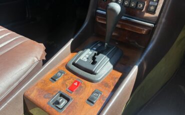 Mercedes-Benz-SL-Class-1984-Convertible-13
