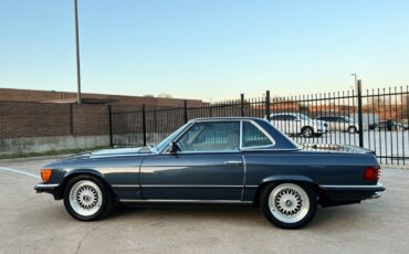 Mercedes-Benz-SL-Class-1984-Convertible-14