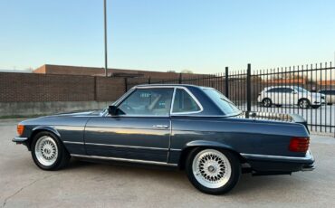 Mercedes-Benz-SL-Class-1984-Convertible-16