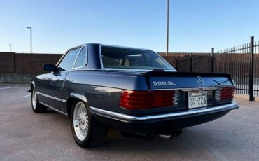Mercedes-Benz-SL-Class-1984-Convertible-26