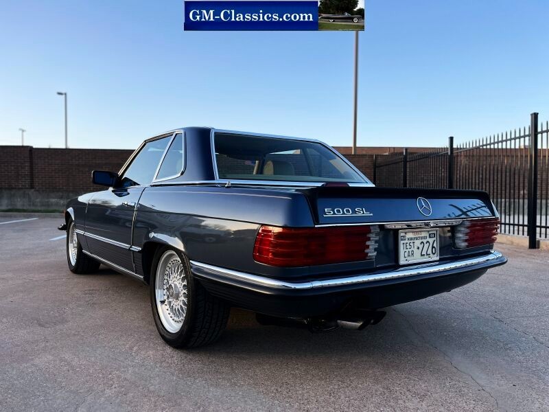 Mercedes-Benz-SL-Class-1984-Convertible-26