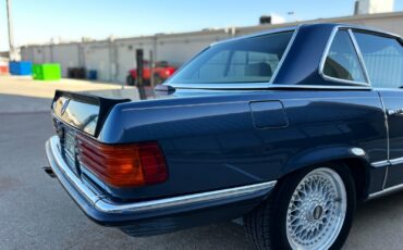 Mercedes-Benz-SL-Class-1984-Convertible-7