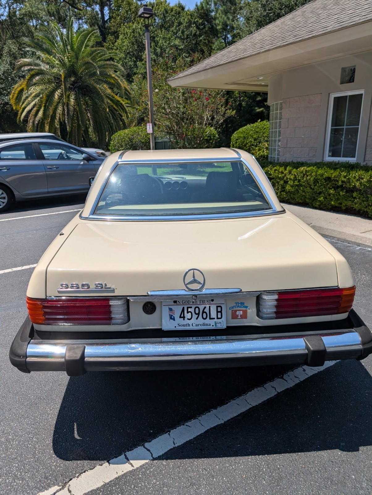 Mercedes-Benz-SL-Class-1985-Convertible-10