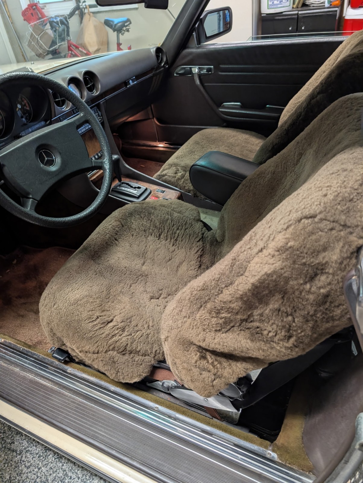 Mercedes-Benz-SL-Class-1985-Convertible-7