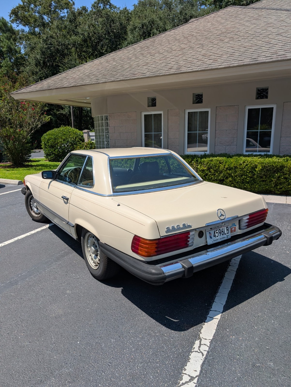Mercedes-Benz-SL-Class-1985-Convertible-8