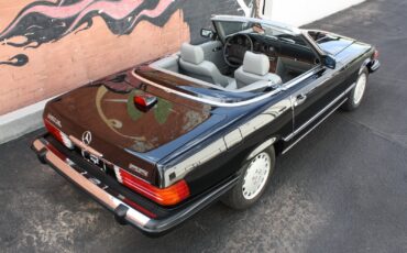 Mercedes-Benz-SL-Class-1986-Convertible-1