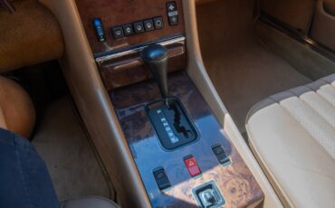 Mercedes-Benz-SL-Class-1986-Convertible-10
