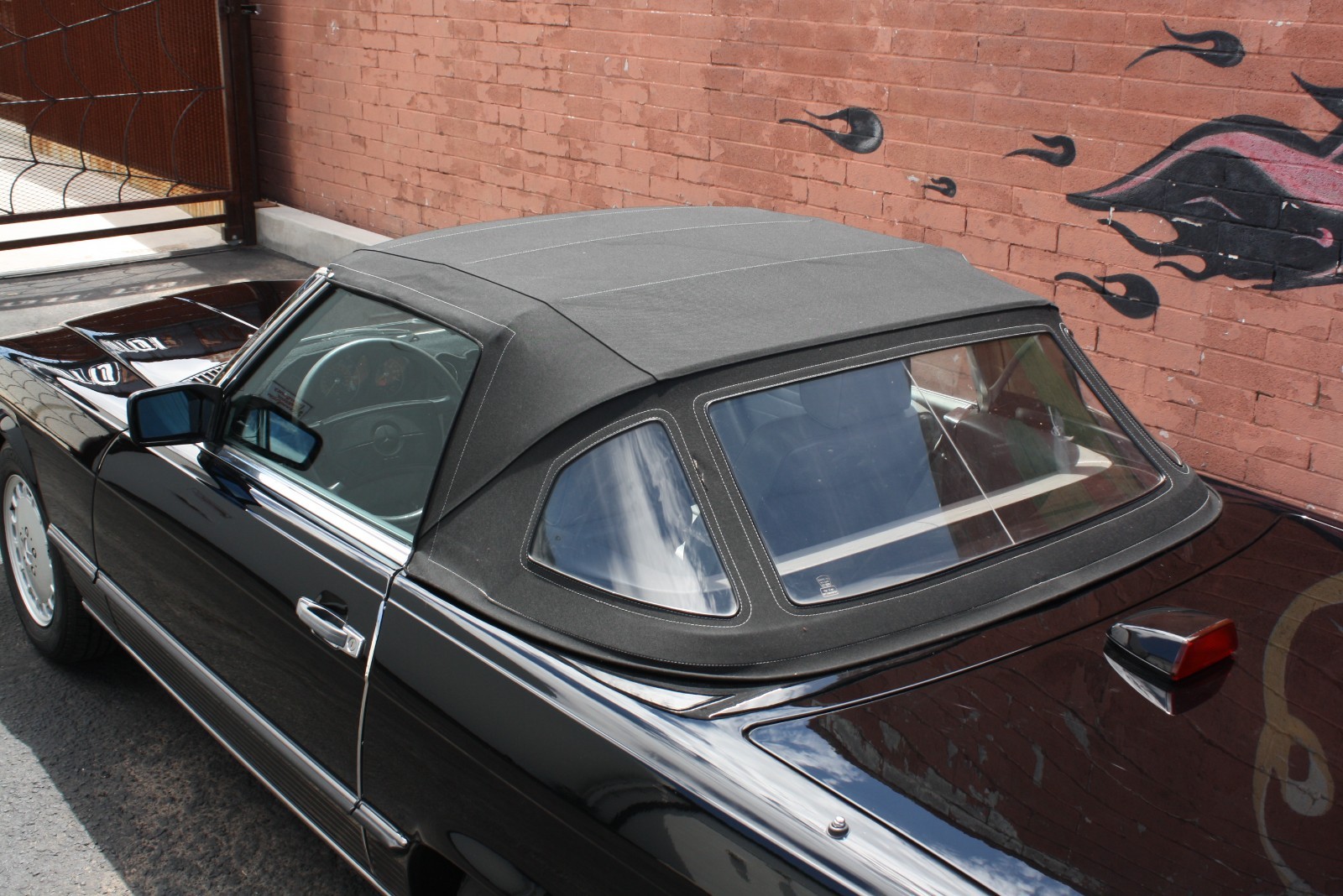 Mercedes-Benz-SL-Class-1986-Convertible-10