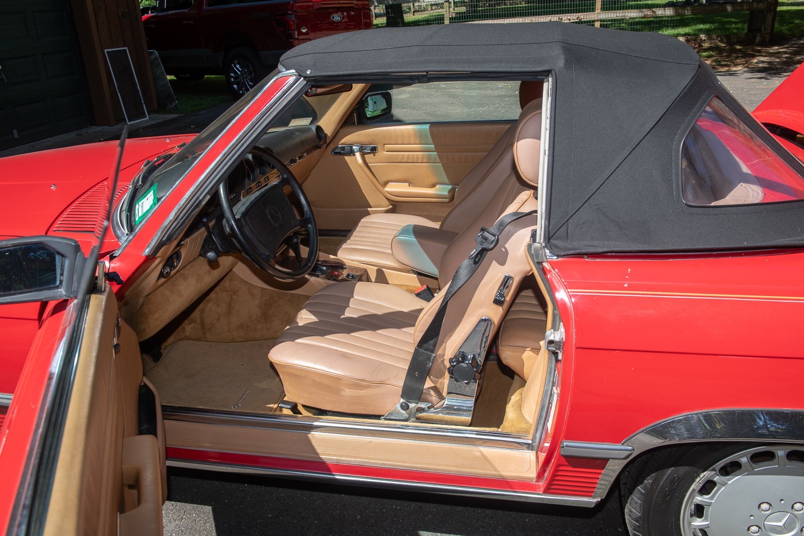 Mercedes-Benz-SL-Class-1986-Convertible-11