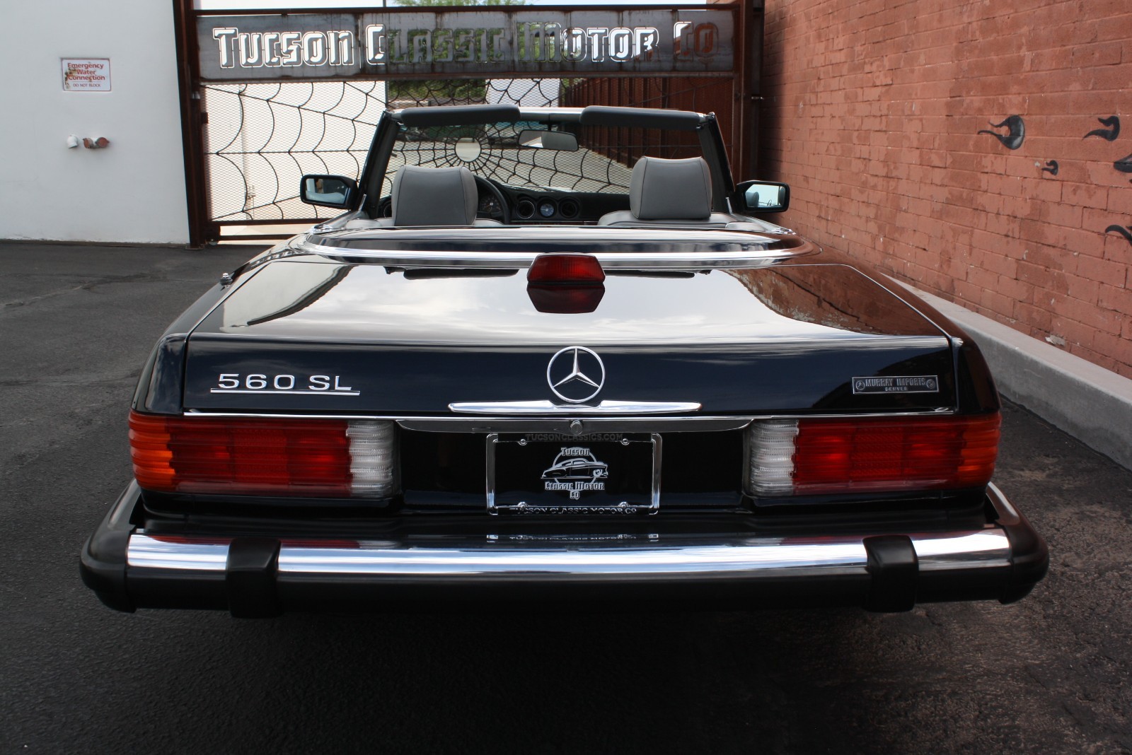 Mercedes-Benz-SL-Class-1986-Convertible-22
