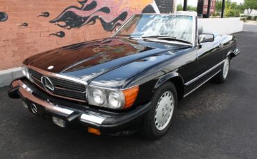 Mercedes-Benz-SL-Class-1986-Convertible-23