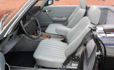 Mercedes-Benz-SL-Class-1986-Convertible-26