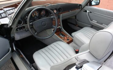 Mercedes-Benz-SL-Class-1986-Convertible-28