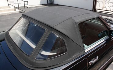 Mercedes-Benz-SL-Class-1986-Convertible-37