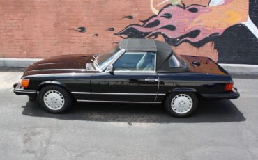 Mercedes-Benz-SL-Class-1986-Convertible-8