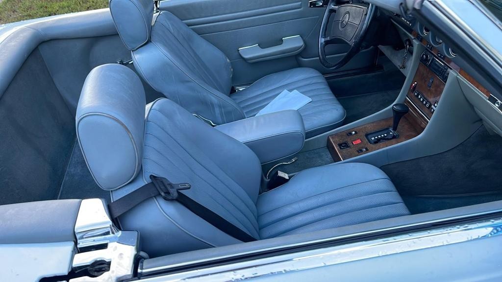 Mercedes-Benz-SL-Class-1987-Convertible-8