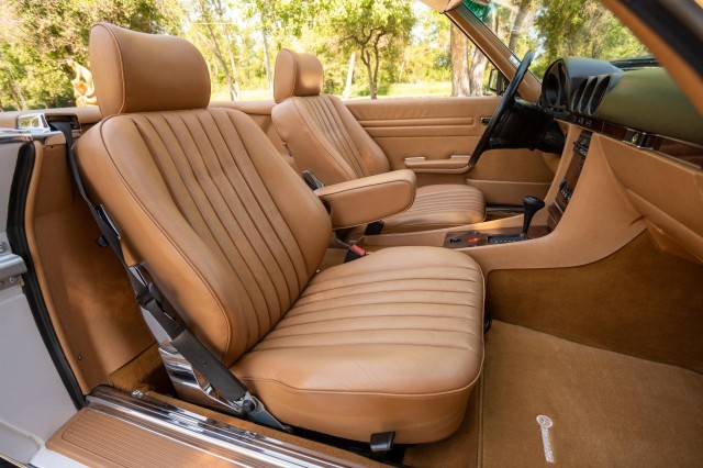 Mercedes-Benz-SL-Class-1987-Coupe-3