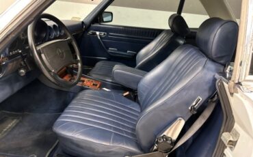 Mercedes-Benz-SL-Class-1988-Convertible-13