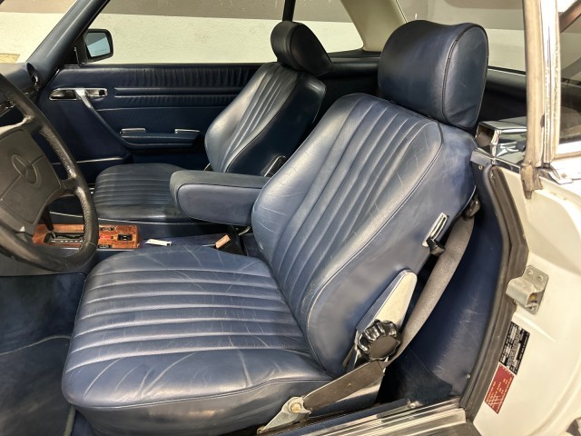 Mercedes-Benz-SL-Class-1988-Convertible-14