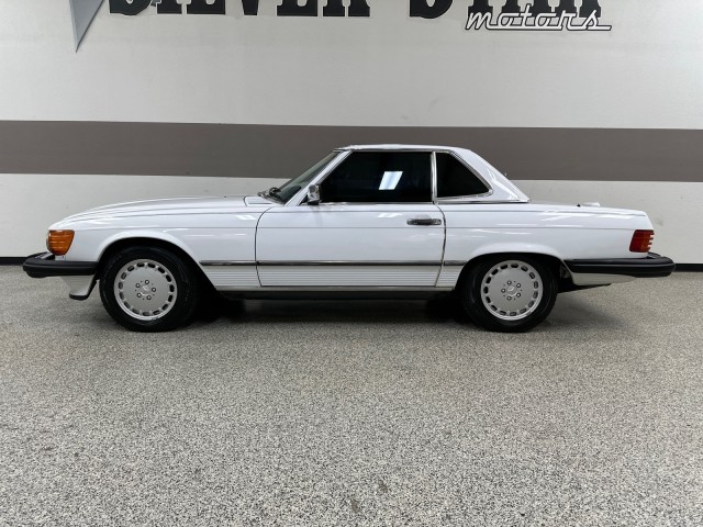Mercedes-Benz-SL-Class-1988-Convertible-4