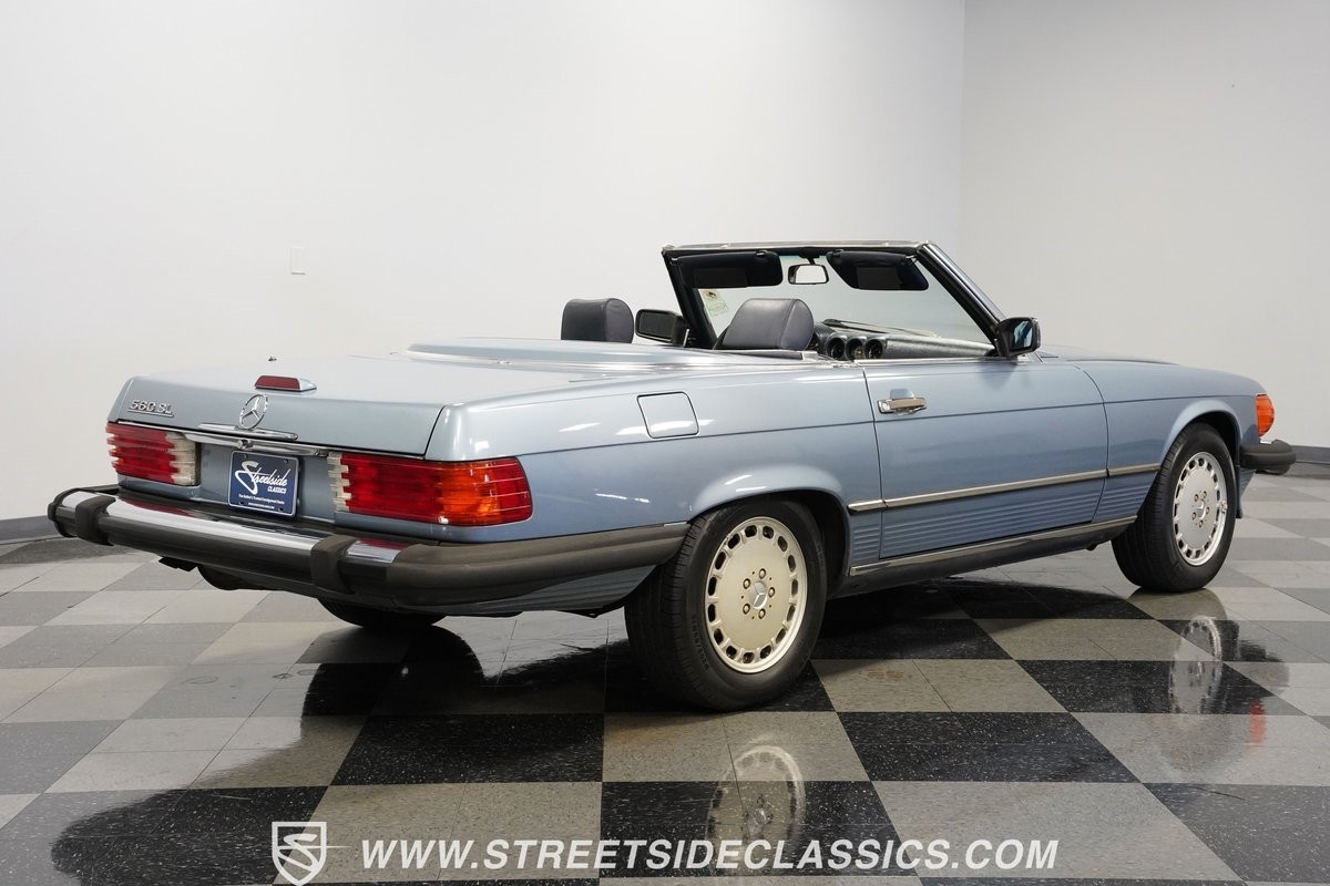 Mercedes-Benz-SL-Class-1988-Roadster-12