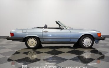 Mercedes-Benz-SL-Class-1988-Roadster-14