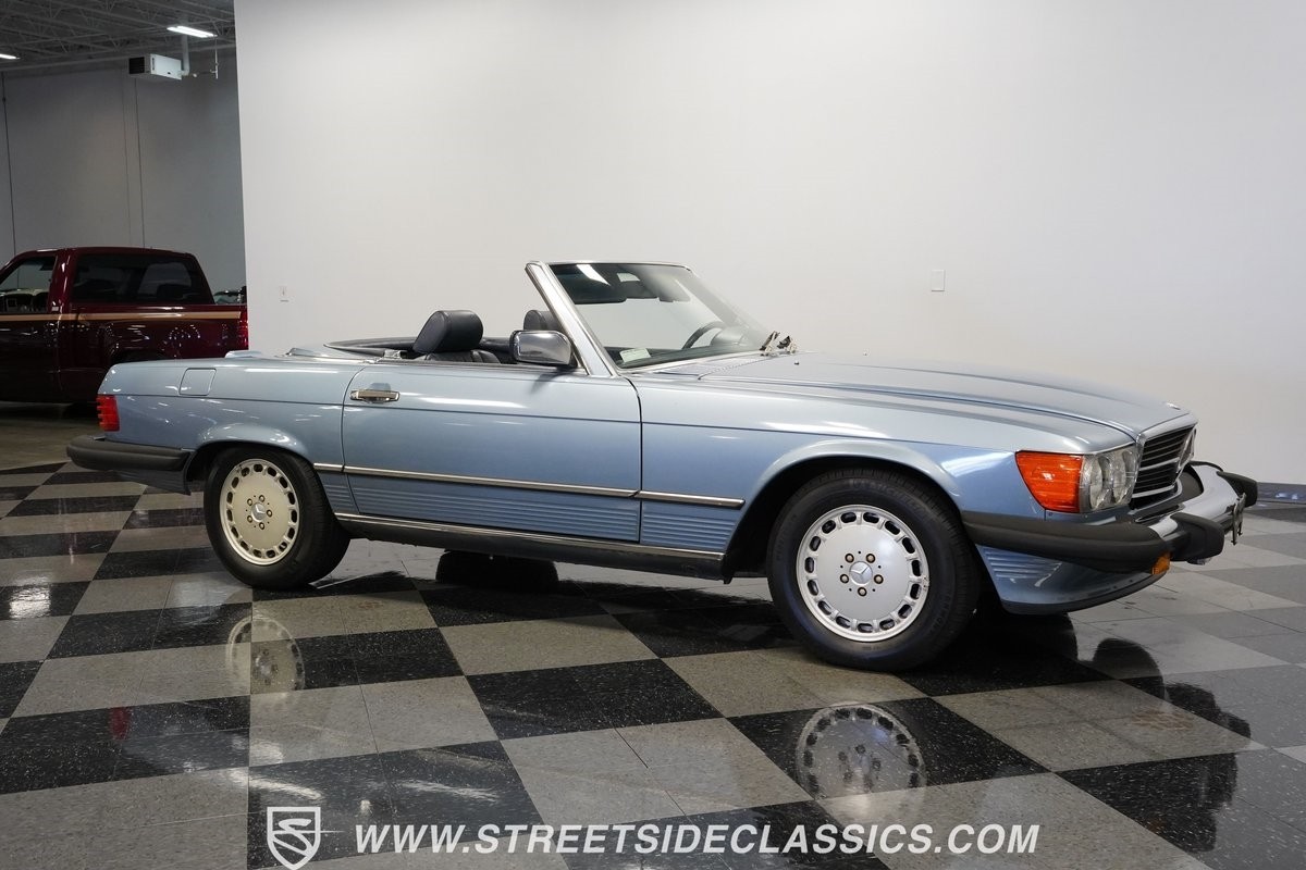 Mercedes-Benz-SL-Class-1988-Roadster-15