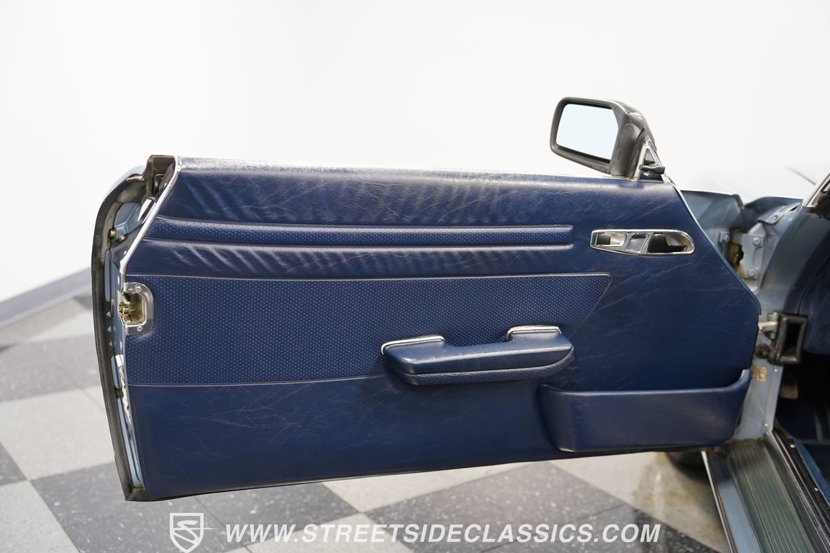 Mercedes-Benz-SL-Class-1988-Roadster-37