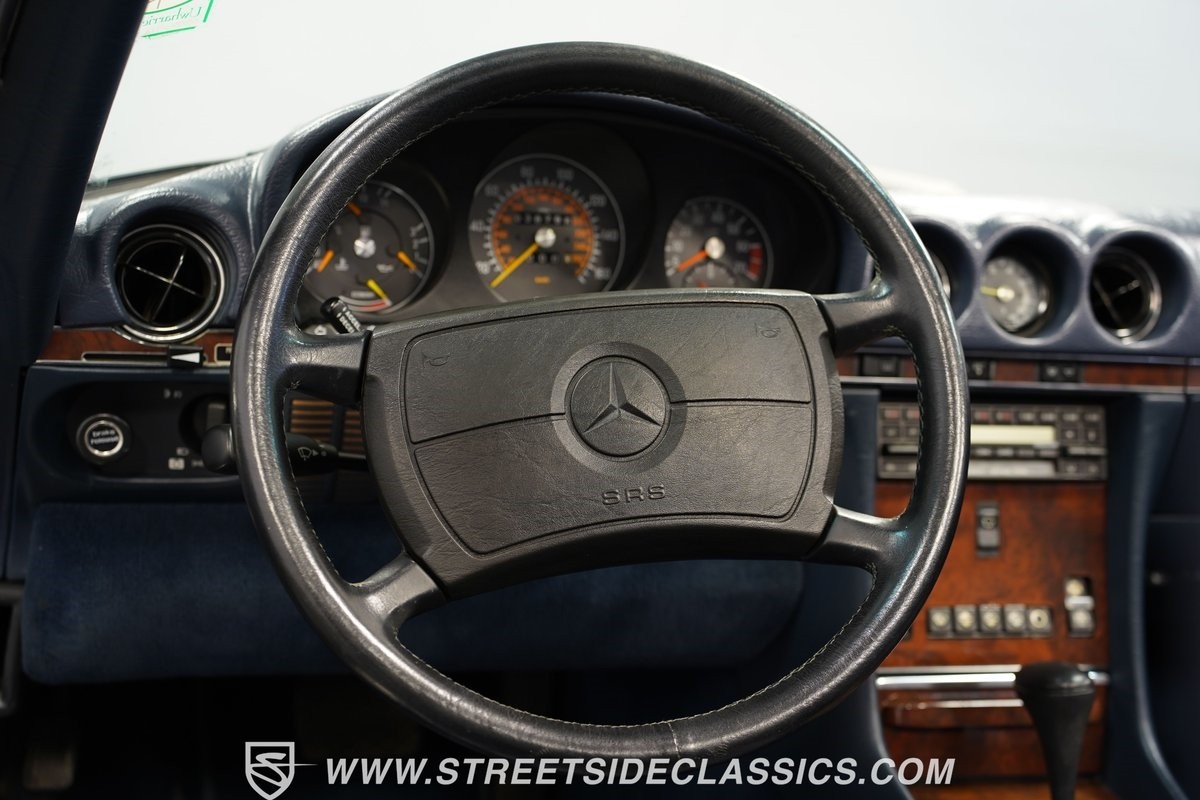 Mercedes-Benz-SL-Class-1988-Roadster-39