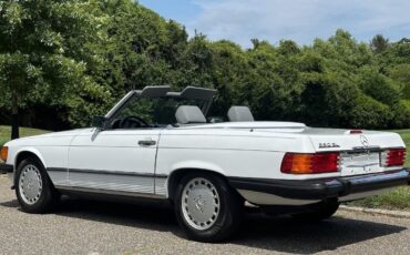 Mercedes-Benz-SL-Class-1989-16