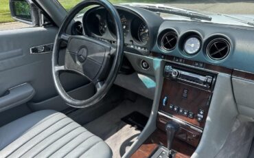 Mercedes-Benz-SL-Class-1989-34