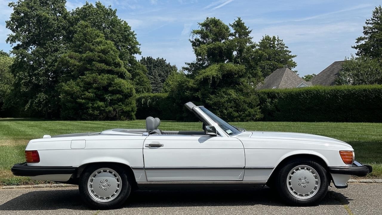 Mercedes-Benz-SL-Class-1989-7