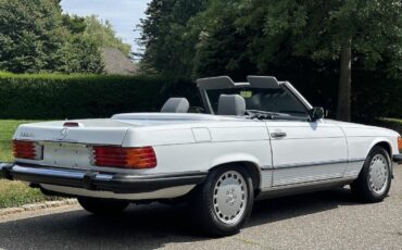 Mercedes-Benz-SL-Class-1989-8