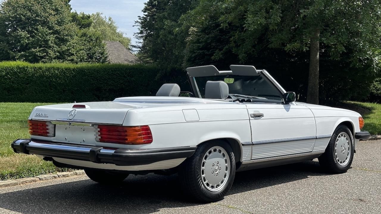 Mercedes-Benz-SL-Class-1989-8