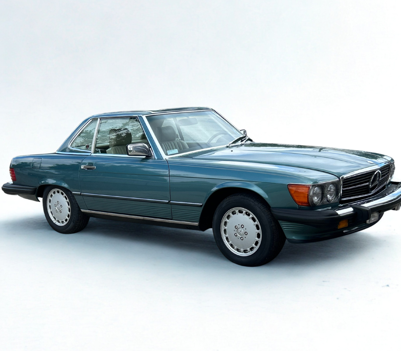 Mercedes-Benz-SL-Class-1989-Convertible-12