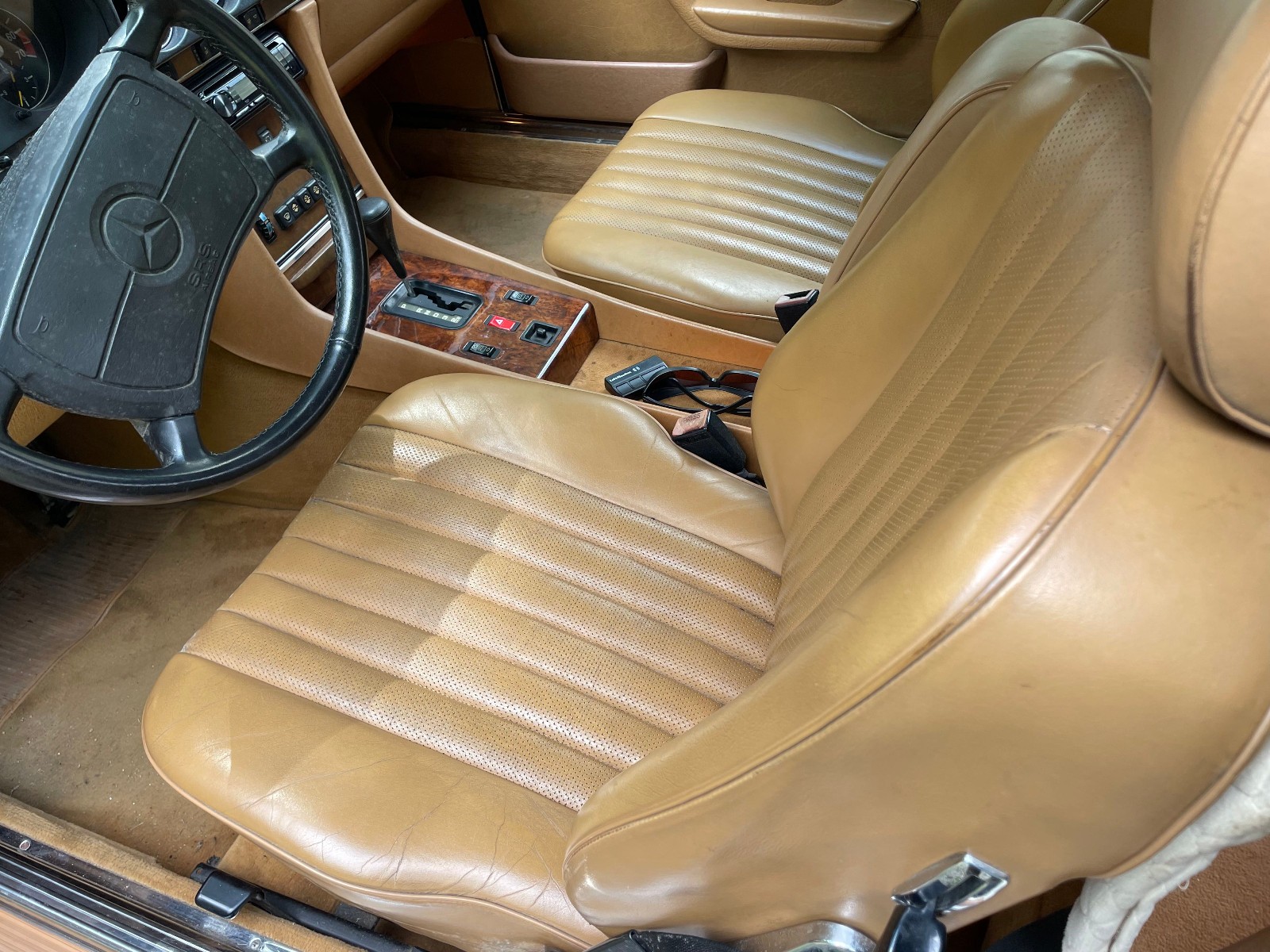 Mercedes-Benz-SL-Class-1989-Convertible-2