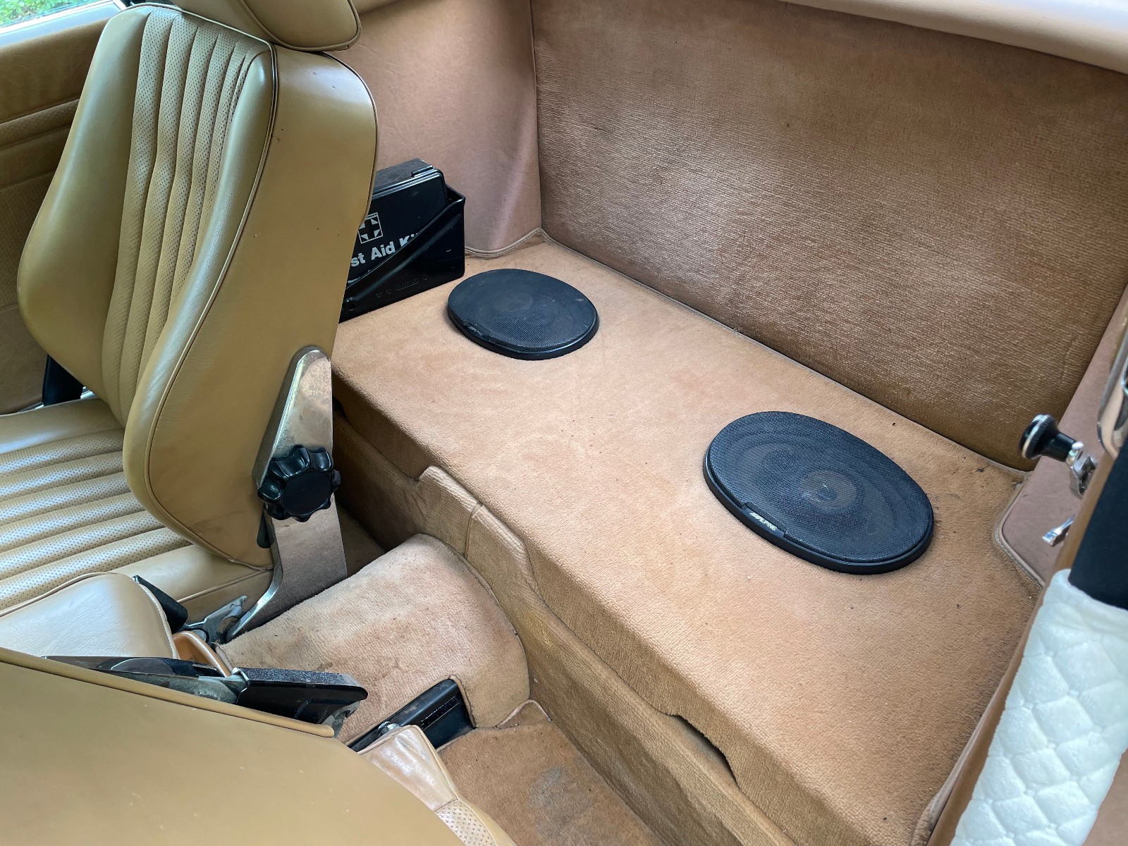 Mercedes-Benz-SL-Class-1989-Convertible-3