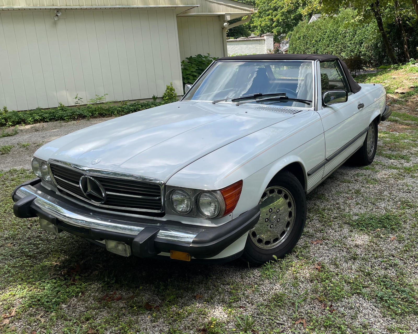 Mercedes-Benz-SL-Class-1989-Convertible-4