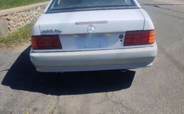 Mercedes-Benz-SL-Class-1990-Convertible-4