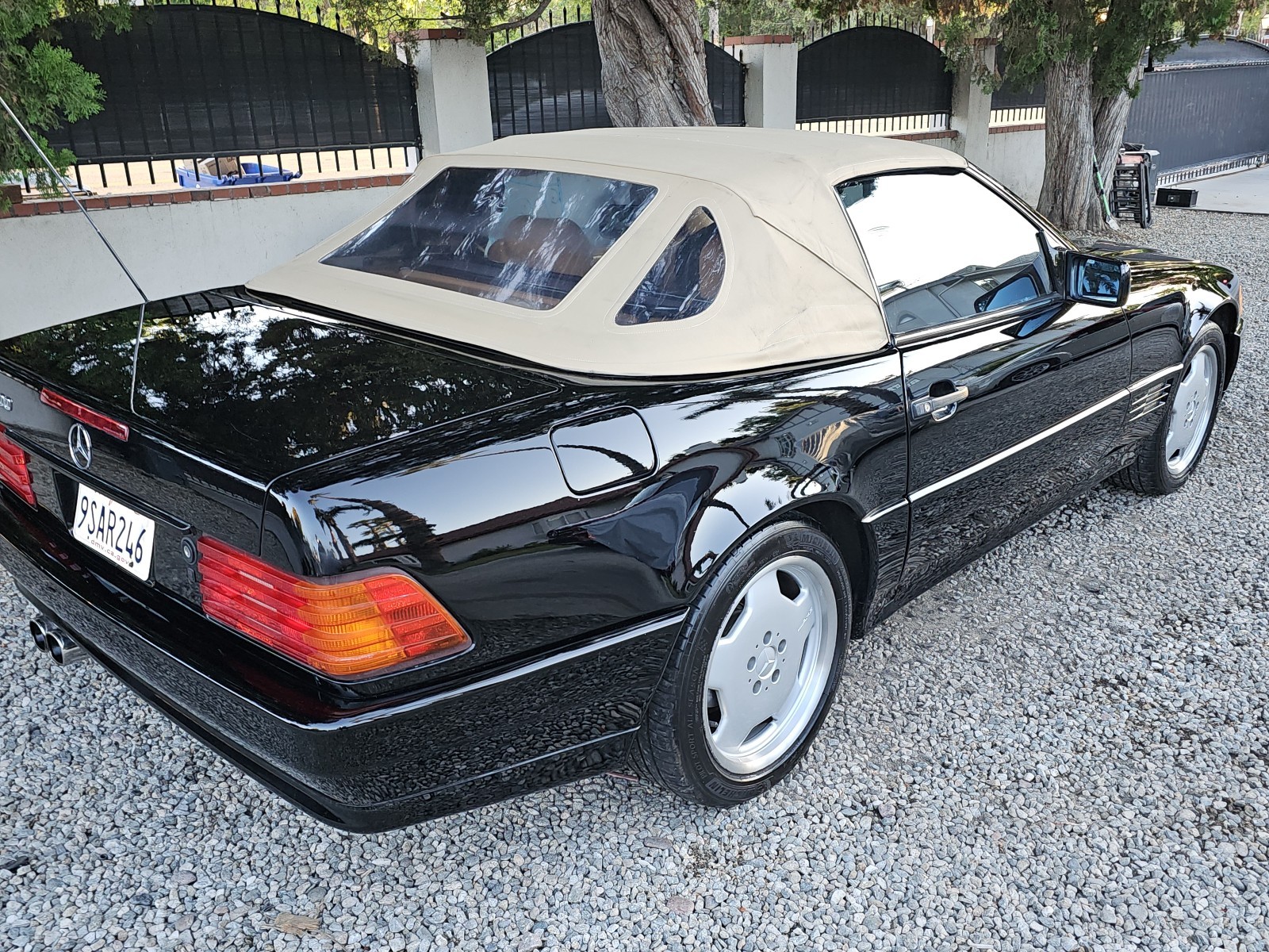 Mercedes-Benz-SL-Class-1991-8