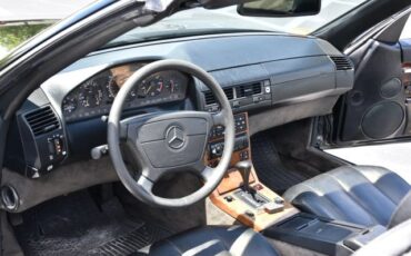 Mercedes-Benz-SL-Class-1993-Convertible-13