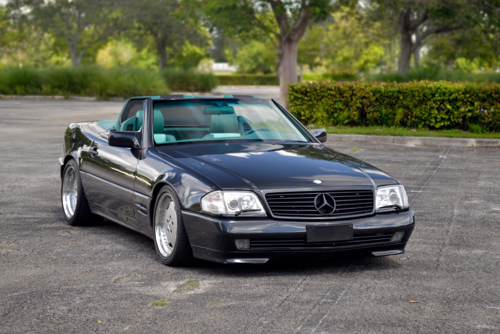 Mercedes-Benz-SL-Class-1993-Convertible-14