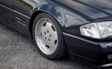 Mercedes-Benz-SL-Class-1993-Convertible-17