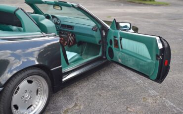 Mercedes-Benz-SL-Class-1993-Convertible-18