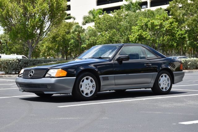 Mercedes-Benz-SL-Class-1993-Convertible-24