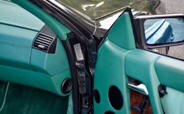 Mercedes-Benz-SL-Class-1993-Convertible-29