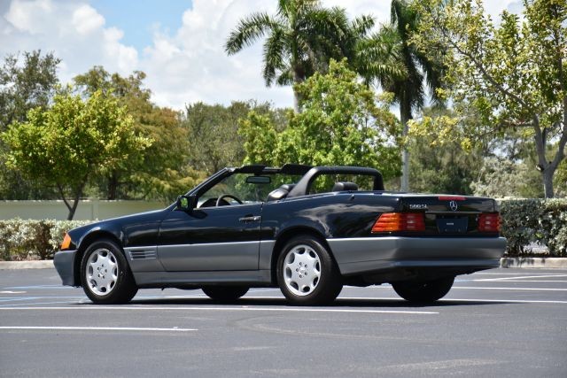Mercedes-Benz-SL-Class-1993-Convertible-3
